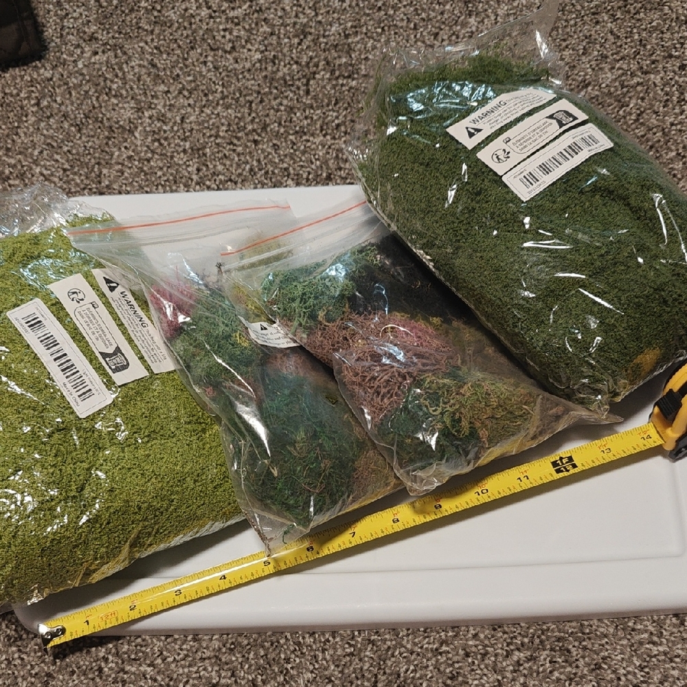Assorted Craft Moss Set